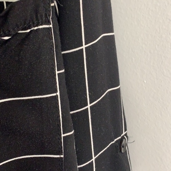 Urban Planet Women’s Black and White Button Up Long Sleeve Top - Picture 4 of 6